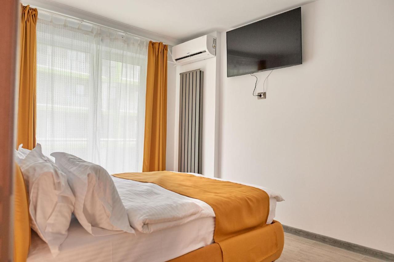 Opal Luxury Apartment 109 Spa N Pool Beach Resort Navodari Exterior photo